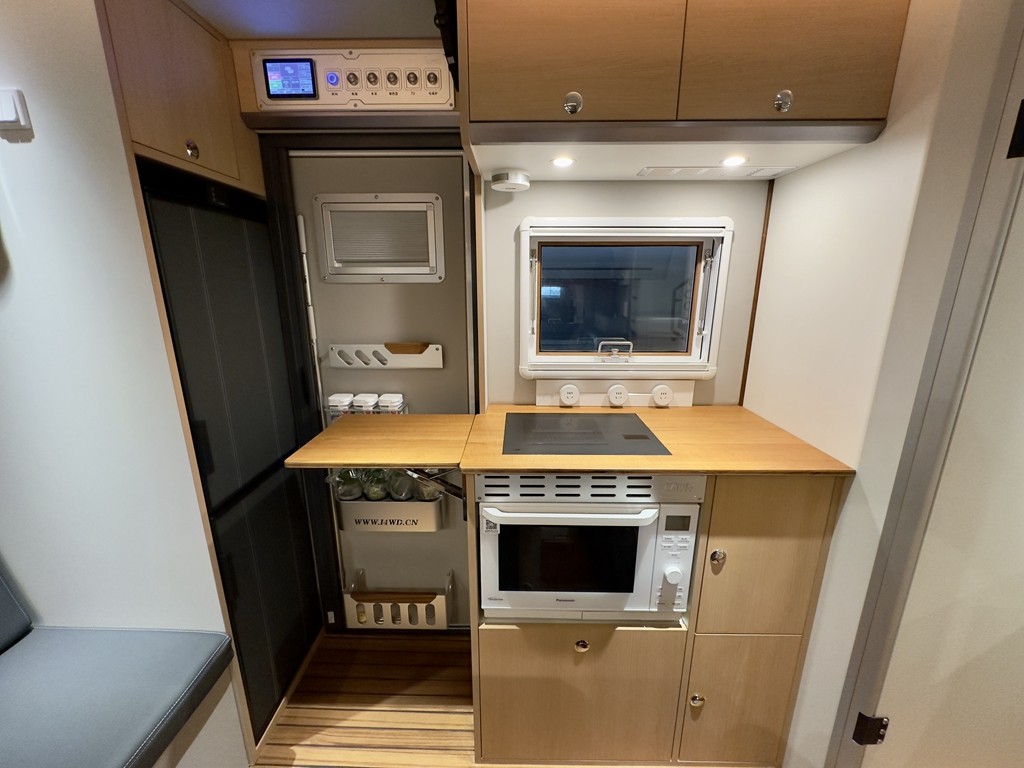 1765358593622996.jpg 07.jpg