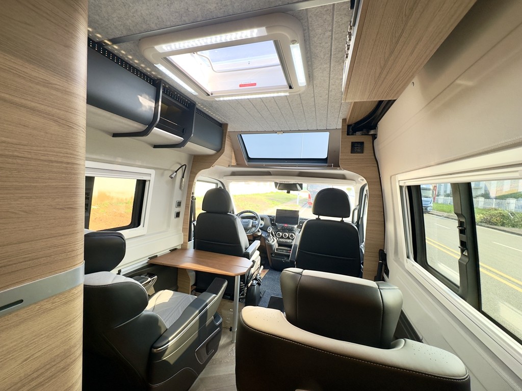 1773904668426552.jpg 03.jpg